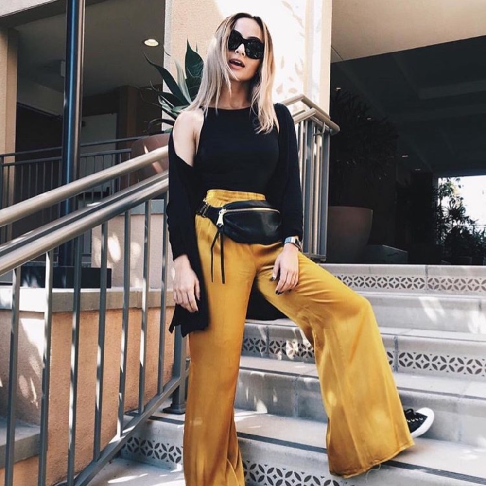 RESERVED until 8/10 🖤AIMEE KESTENBERG Bum Bag